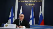 ロシアでガソリン不足深刻、39時間待ちの行列も…ソ連時代への逆戻り