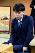 竜王戦準々決勝、増田康宏八段が伊藤匠二冠に快勝しベスト4進出