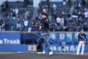 櫻坂46山﨑天、2度目の始球式で自己採点100点！リベンジ成功に笑顔
