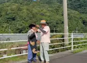 54年前の新婚旅行と同じ場所で撮影した夫婦写真が話題