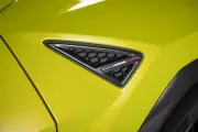 半導体不足が解消されず、自動車業界に影響拡大