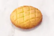 セブンカフェ新作「メロンパンみたいなチョコクッキー」登場　外ザクッ中じゅわ