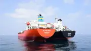 ホルムズ海峡の「影のタンカー船団」急拡大、UAE秘密作戦と韓国海運会社の謎