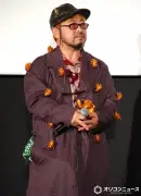 清水崇監督、全身セミだらけ衣装で登壇「呪いの木を演じてます」とユーモア