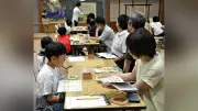 将棋初心者親子が駒の動かし方学ぶ 三嶋大社で体験講座