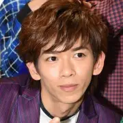 超特急リョウガ、疲労とヘルニアで活動休止「超特急で戻ってくる」