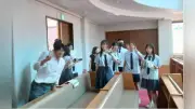 台湾・高雄市の鼓山中学高級学校から生徒7人が大阪明星学園に来校し、歓迎セレモニーや校内案内で交流を楽しむ