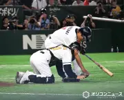 達川光男が伝説のコンタクト探し再現、バース・掛布・岡田“変則”共演 サントリードリームマッチ2026