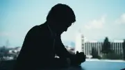 ショックな出来事に被害者意識で反応する人へ：感情に振り回されないためのストア派哲学のたった1つの習慣