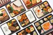 東京株、一時900円超下落 米関税警戒で全面安