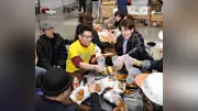「土佐のおきゃく」経済波及効果38億円、来場者10万人突破 SNS効果で県外客増加