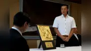鳥取城北の山本主将、決勝で米子東に12-3大勝し３年連続８度目の夏の甲子園出場を平井知事に報告「強い気持ちで」
