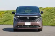 トヨタ、EV戦略加速へ 新型バッテリーEV投入計画