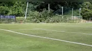 静岡・御殿場のサッカーグラウンドで倒木、7人搬送 幼児2人も