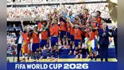 W杯決勝でトランプ大統領に大ブーイング、トロフィー授与後も居残り