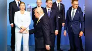 トランプ氏、欧州撤兵「グリーンランドとイラン次第」 NATO首脳会談後に火種