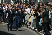 「英国はより強く、公正になった」スターマー英首相が退任、後任にバーナム氏