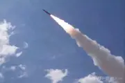 米国が7夜連続でイラン攻撃、イランは米軍施設に報復 3人死亡