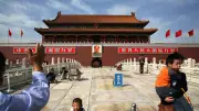 中国の特色ある経済学：習主席訪問で大気汚染が改善、株価も上昇？
