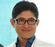 薬丸翔、父・薬丸裕英の女性関係を暴露「母親に全ベット」と告白しスタジオ驚き