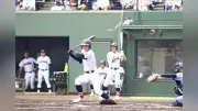 横浜が東海大相模に8回コールド勝ち、観客1万人の大一番制す
