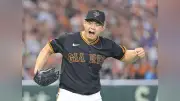 巨人・小笠原が移籍後初登板で6回無失点、2季ぶり白星…阪神は4カード連続勝ち越し