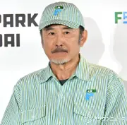 吉田鋼太郎、子連れで忍者屋敷に行きたい 自宅で巨大プール組み立てに半日