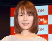 半﨑美子、グリーンあふれる自宅ショット公開「植物園のよう」