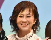森尾由美、還暦祝いで“お神セブン”大集合　赤頭巾ショット公開に反響