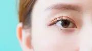 Z世代女子に広がる「眉消しメイク」と「お歯黒」の背景にある過剰なルッキズムへの反発
