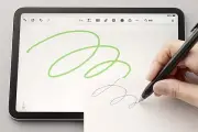 ゼブラ、ボールペン一体型スタイラスペン「STYLUS 2WAY」を7月31日発売