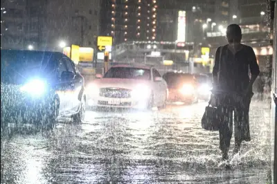 千葉県記録的豪雨で4人死亡、成田空港で6000人超が一夜明かす