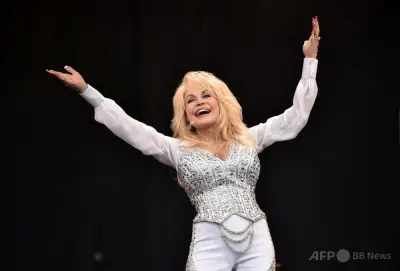 米カントリー歌手ドリー・パートンさん死去、80歳 「ジョリーン」などヒット曲