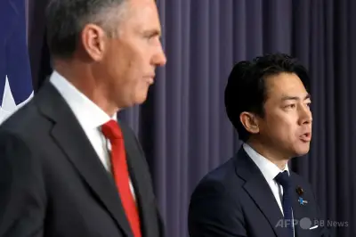 小泉防衛相、日米韓連携の重要性強調 米韓演習縮小受け
