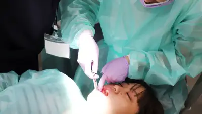 歯科衛生士が互いに麻酔注射を打ち合う講習会、業界の慣例打破へ一歩