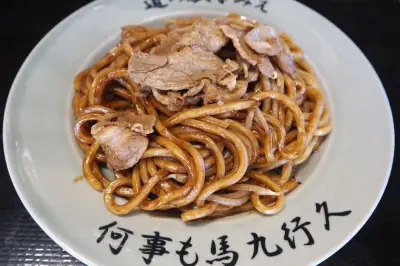 極太麺が魅力の「なみえ焼そば」を現地で実食！福島・浪江町の道の駅で味わうご当地グルメ