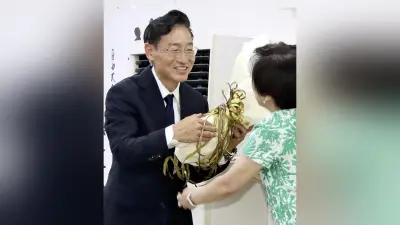 和歌山市長選、前県議の尾崎太郎氏が初当選