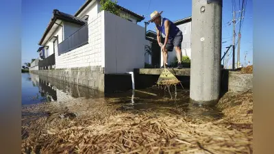 福井大雨、炎天下で復旧作業本格化 熱中症アラート発令