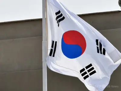 政府、新型コロナ対策で国民に外出自粛を要請へ