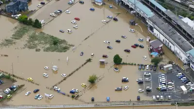 千葉の大雨で「水没車」多数、浸水時はエンジン止め避難を