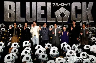窪田正孝、カナダからサプライズ登場 才能の原石たちの成長を称賛