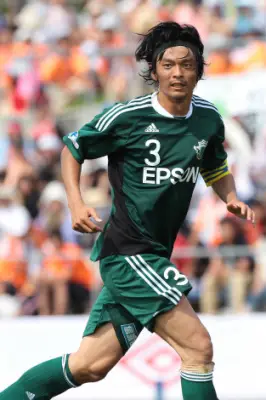 松田直樹さん急逝から15年、古巣マリノスが命日に追悼