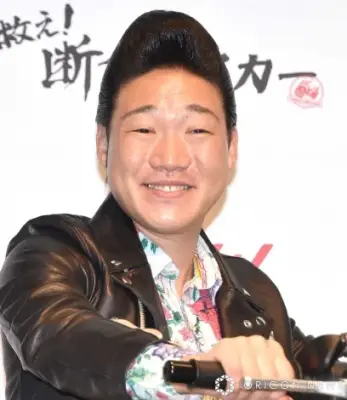 みやぞん、美容室後の“ノーセットヘア”披露にファン爆笑「リーゼント前はこんな感じなのですね」