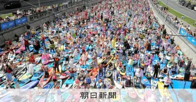 ドローン攻撃続いても夏を楽しむ モスクワ市民「生活変えたくない」