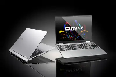 マウス、クリエイター向け15.3型Copilot+ PC「DAIV Z5」発売