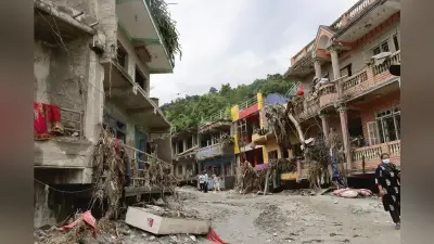 ネパール土石流、トンネル内に１００人以上閉じ込めか…死者計７６８人・不明３０００人