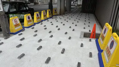 大阪駅前の「いけず石」ブロック150個、SNSで批判殺到し市が再検討