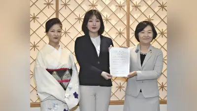 酒田舞娘の減少にSOSを発した母の思いに応え、長女の好乃さんが酒田市の地域おこし協力隊員に委嘱される