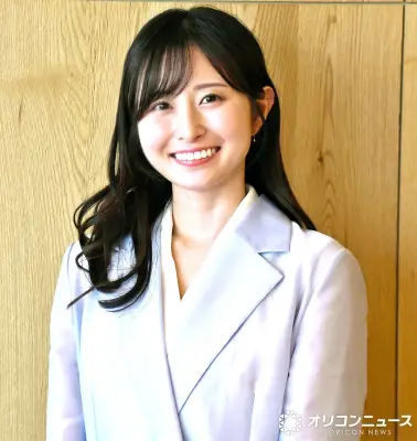 佐藤佳奈アナ、すっぴんで富士登山装備公開「可愛いすぎ」の声