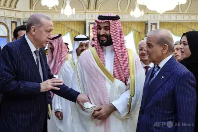 サウジ・トルコ・パキスタンが共同防衛協定、中東情勢の激化で